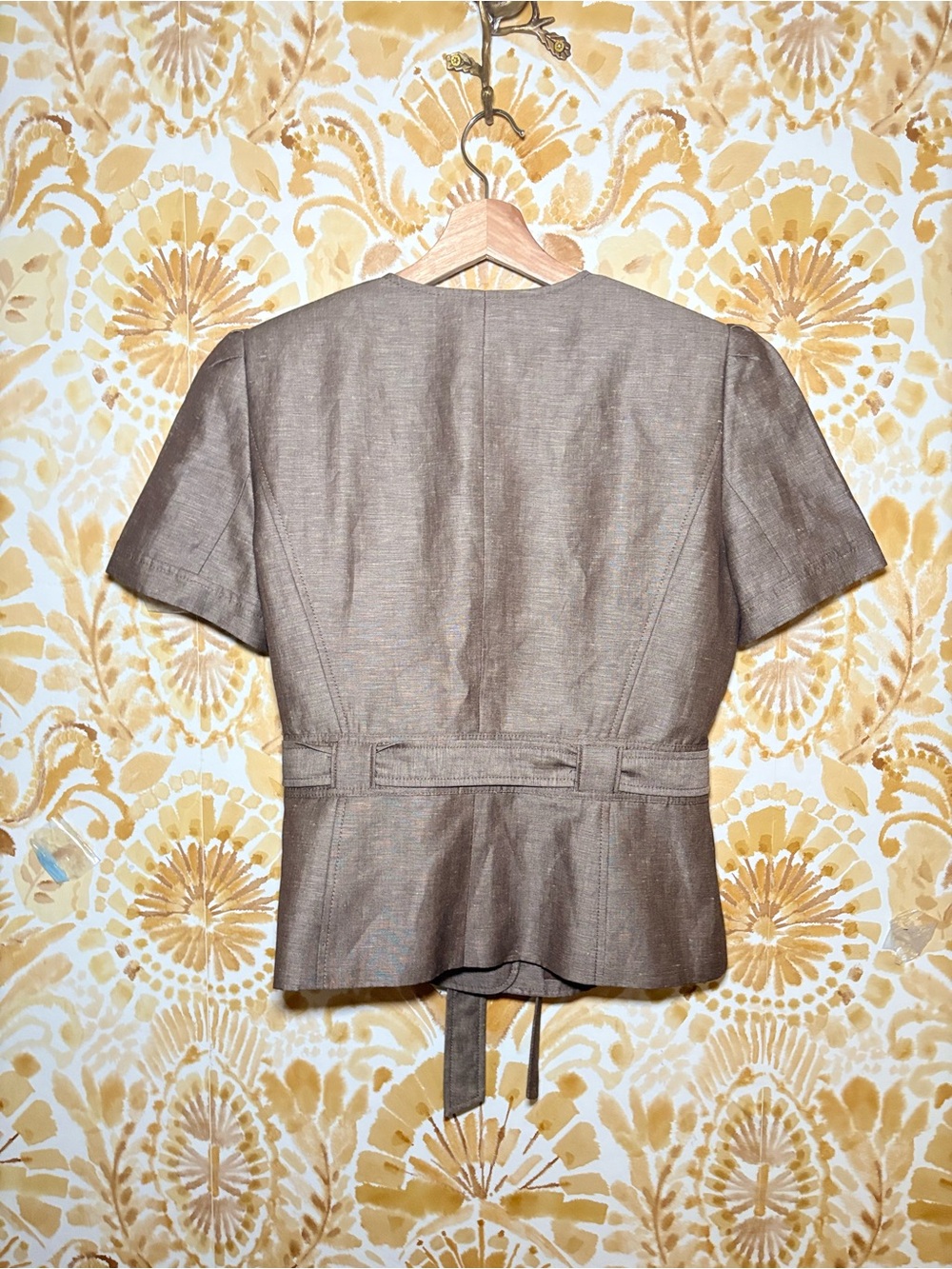 Tahari Women’s 2 Piece Skirt Suit Short Sleeve Belted Blazer Brown Career - Picture 6 of 16